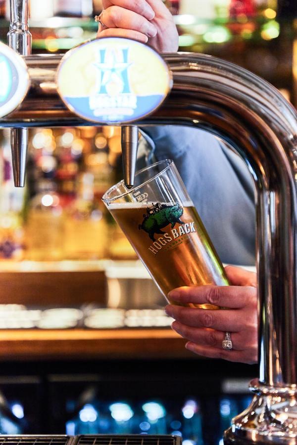 The Red Lion Hotel Odiham ภายนอก รูปภาพ